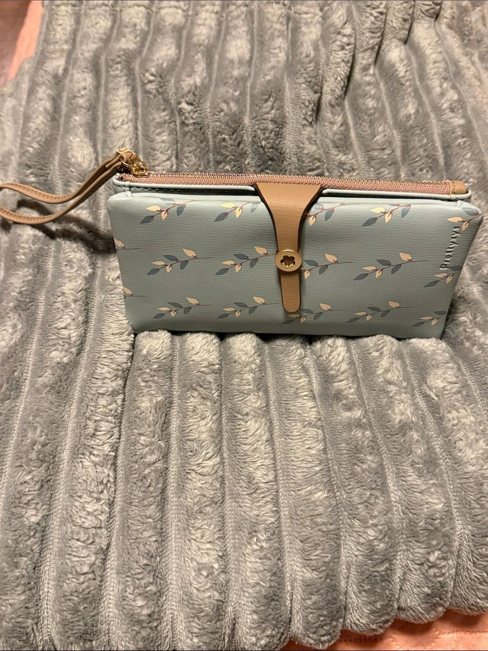 Light Blue Floral Wristlet Wallet with Tan Trim